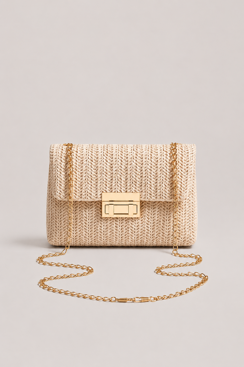 Women’s Woven Straw Chain Shoulder Bag