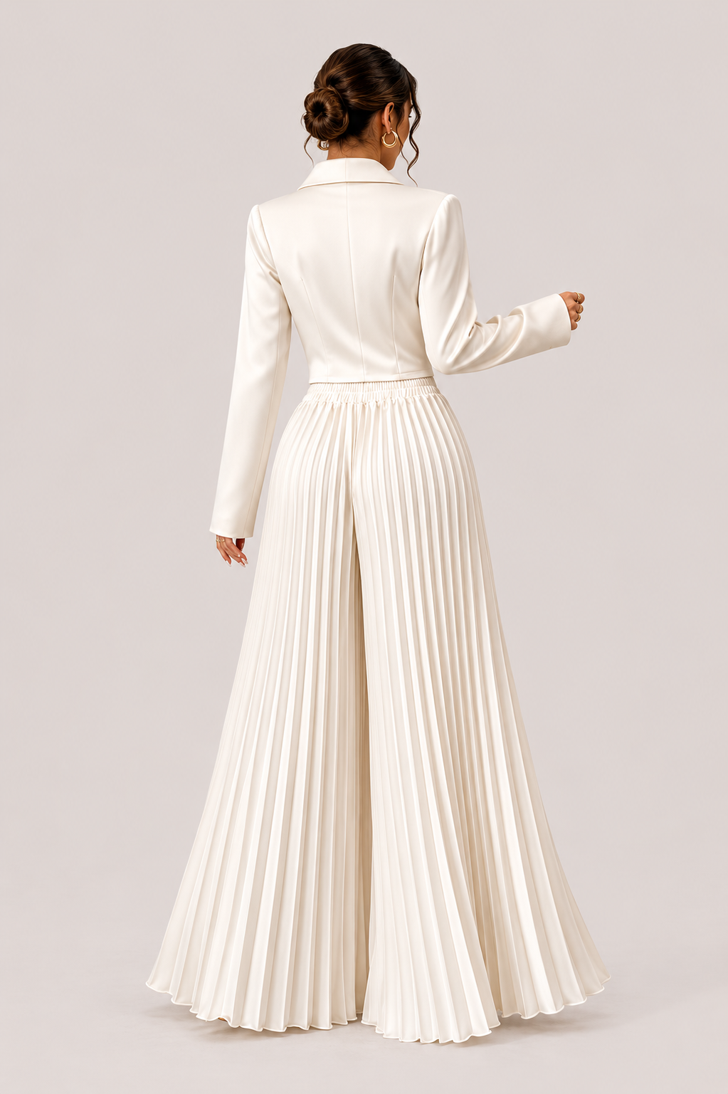 Women’s Double-Breasted Blazer and Pleated Pants Set