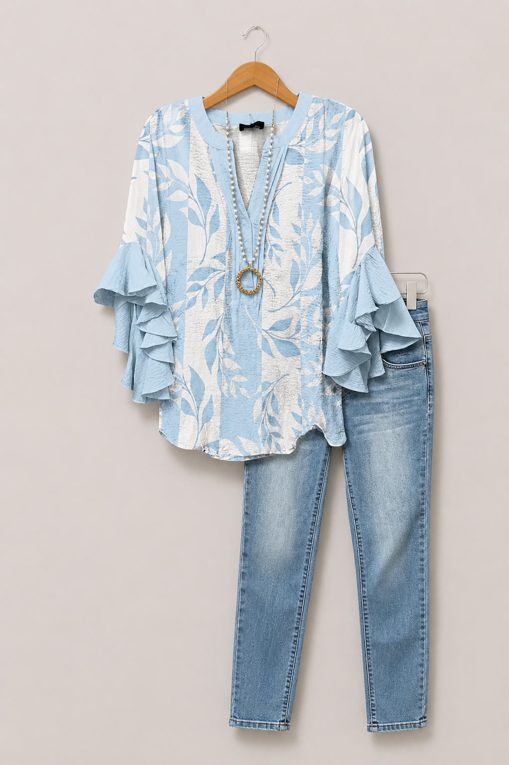 Women’s Floral Ruffle Sleeve Blouse
