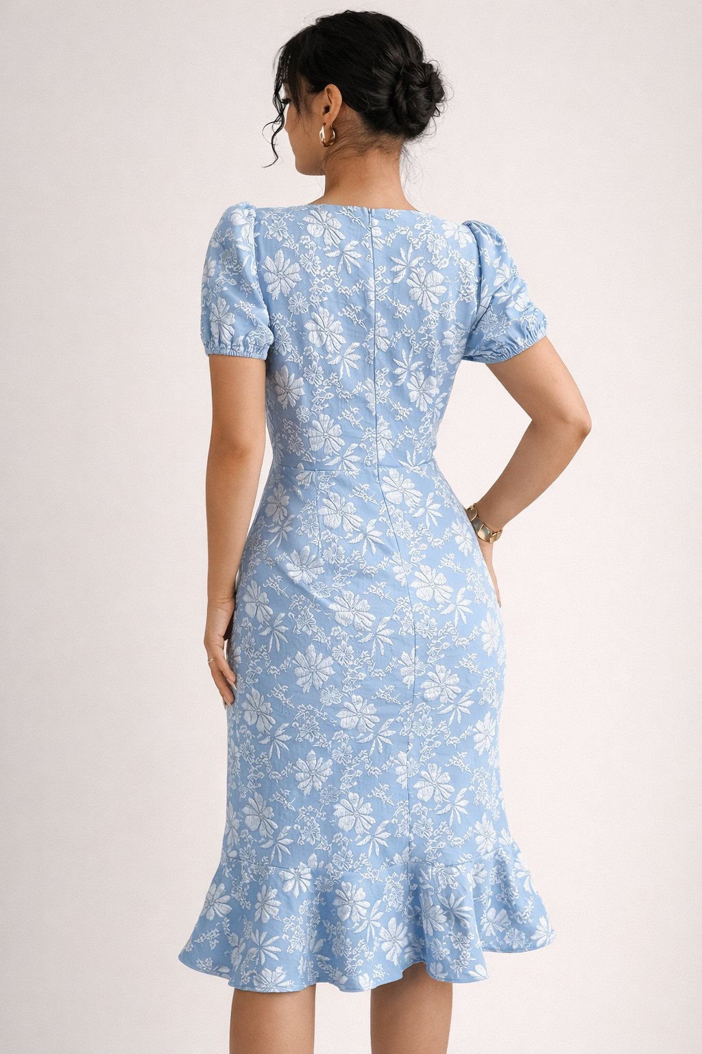 Women’s Light Blue Floral Midi Dress with Puff Sleeves